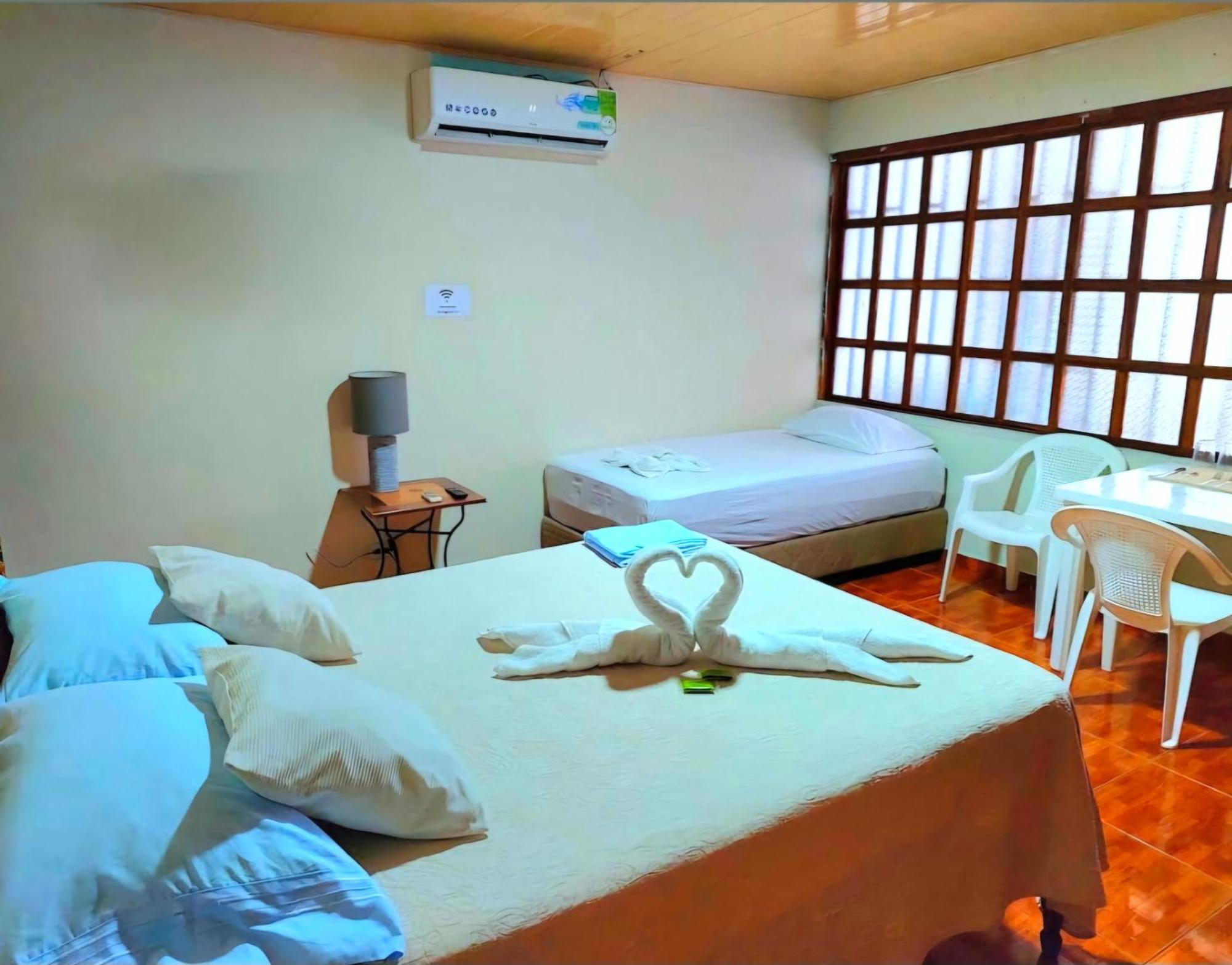 Hostel Del Pacifico Puntarenas Exteriör bild